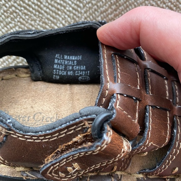 Little Boys Brown Open Toe Sandals with Velcro Closure. Woven Faux Leather. Sz 8 - Picture 6 of 10